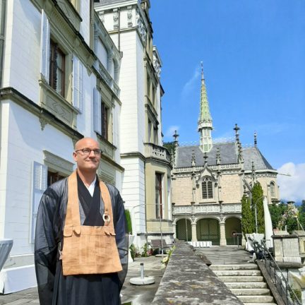 schloss meggenhorn trauredner zen mönch Vater Reding