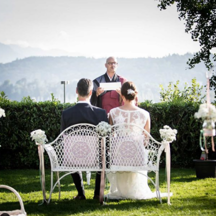 Hochzeitsredner Trauredner Schweiz Abt Reding Zen Mönch - Heiraten in der Villa Schweizerhof