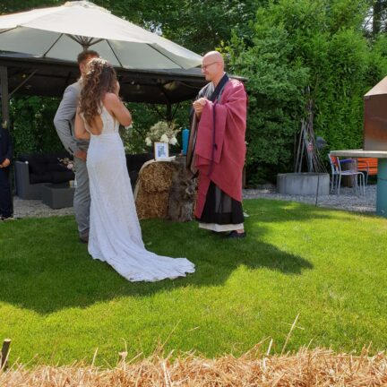 Heiraten und eine Familie gründen - Hochzeit mit Trauredner Zen Meister Vater Reding