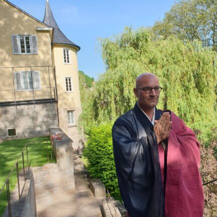 Zeremonienmeister Abt Reding bei der freien Trauung in Tübingen